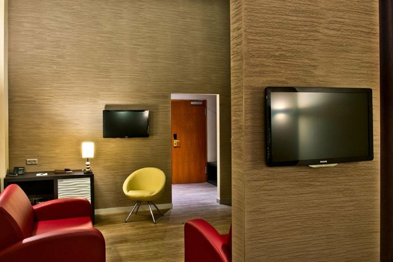 Artim Hotel Berlin Exteriör bild
